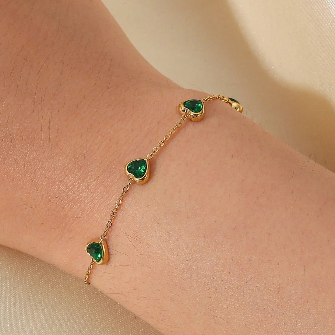 Apyrankė "Emerald Heart" - Emberly