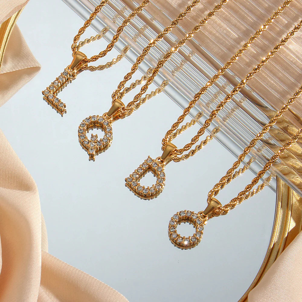 Necklace 'shining letter'