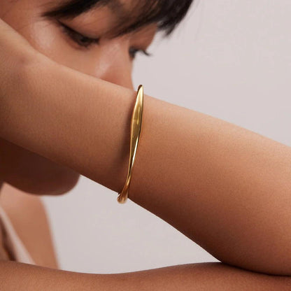 Apyrankė "Wave Bangle" - Emberly