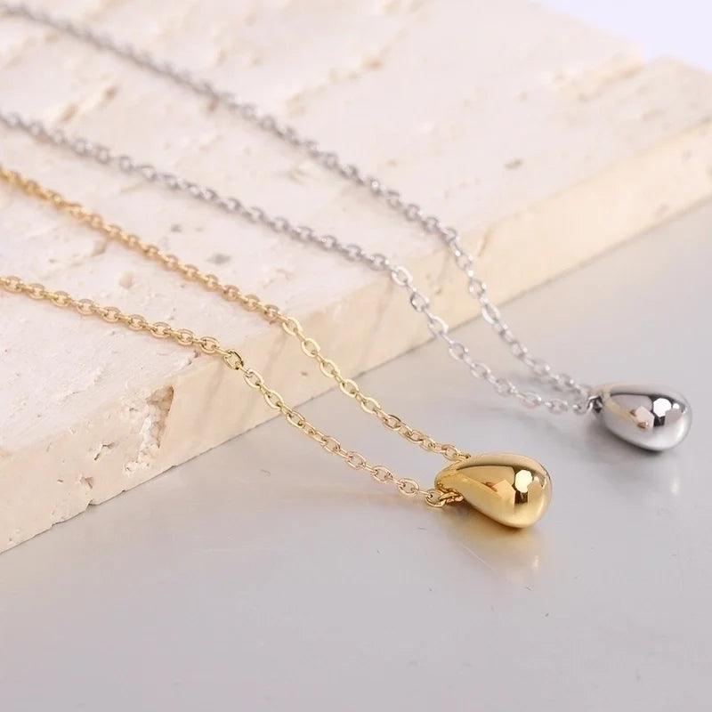 "Teardrop" pakabukas - Emberly